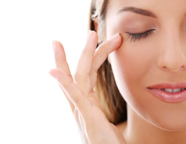 Things to avoid applying under your eyes